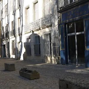 https://appartements-des-teinturiers.aixenprovencehotels.org