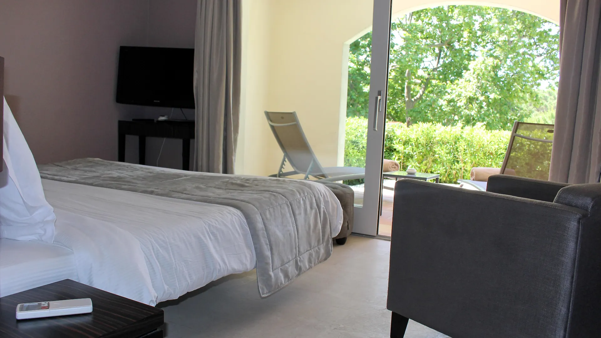 Mas De Chastelas Gassin 5*,  France