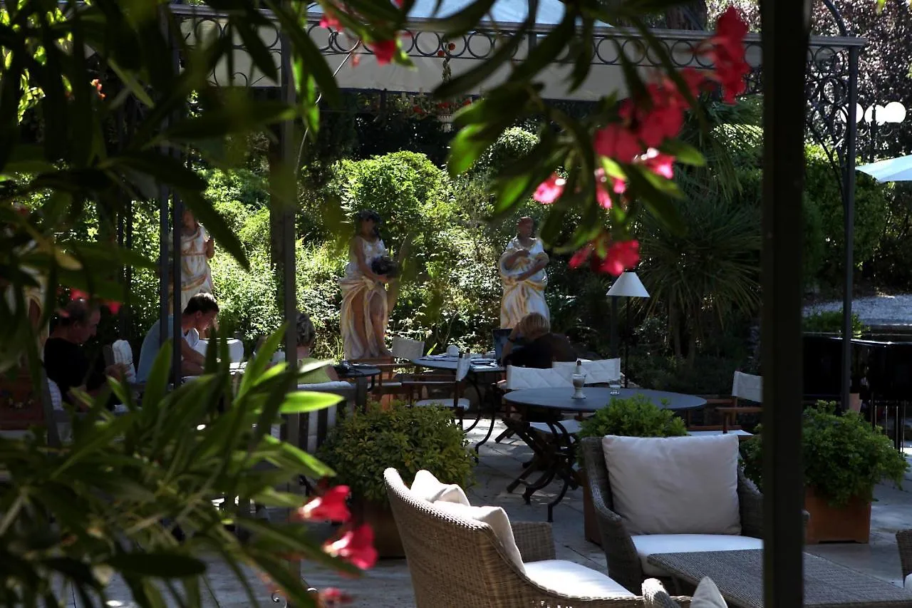 Mas De Chastelas Gassin Hotel